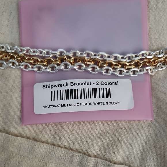 Elegant Two-Tone Chain Bracelet - Picture 1 of 2